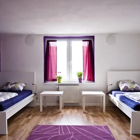 Glycerin Hostel Νίτρα