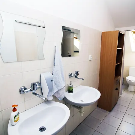 אכסניה Glycerin *