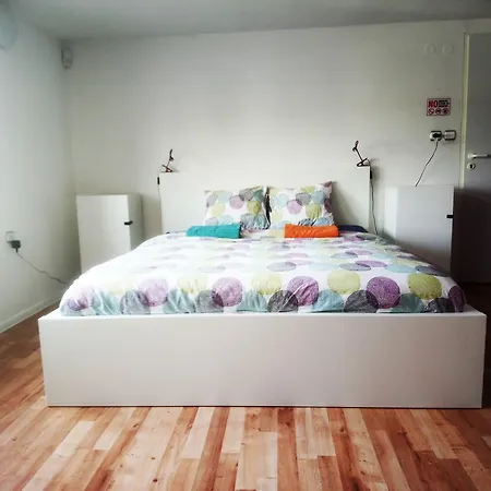 Glycerin Hostel Νίτρα